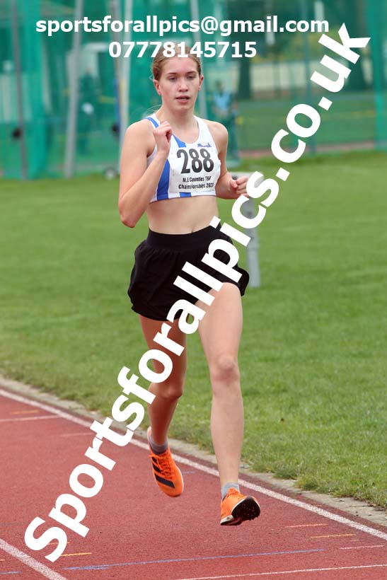 800 metres, NECAA Open Meeting, Morpeth, Sunday, October 18th. David T. Hewitson/Sports for All Pics